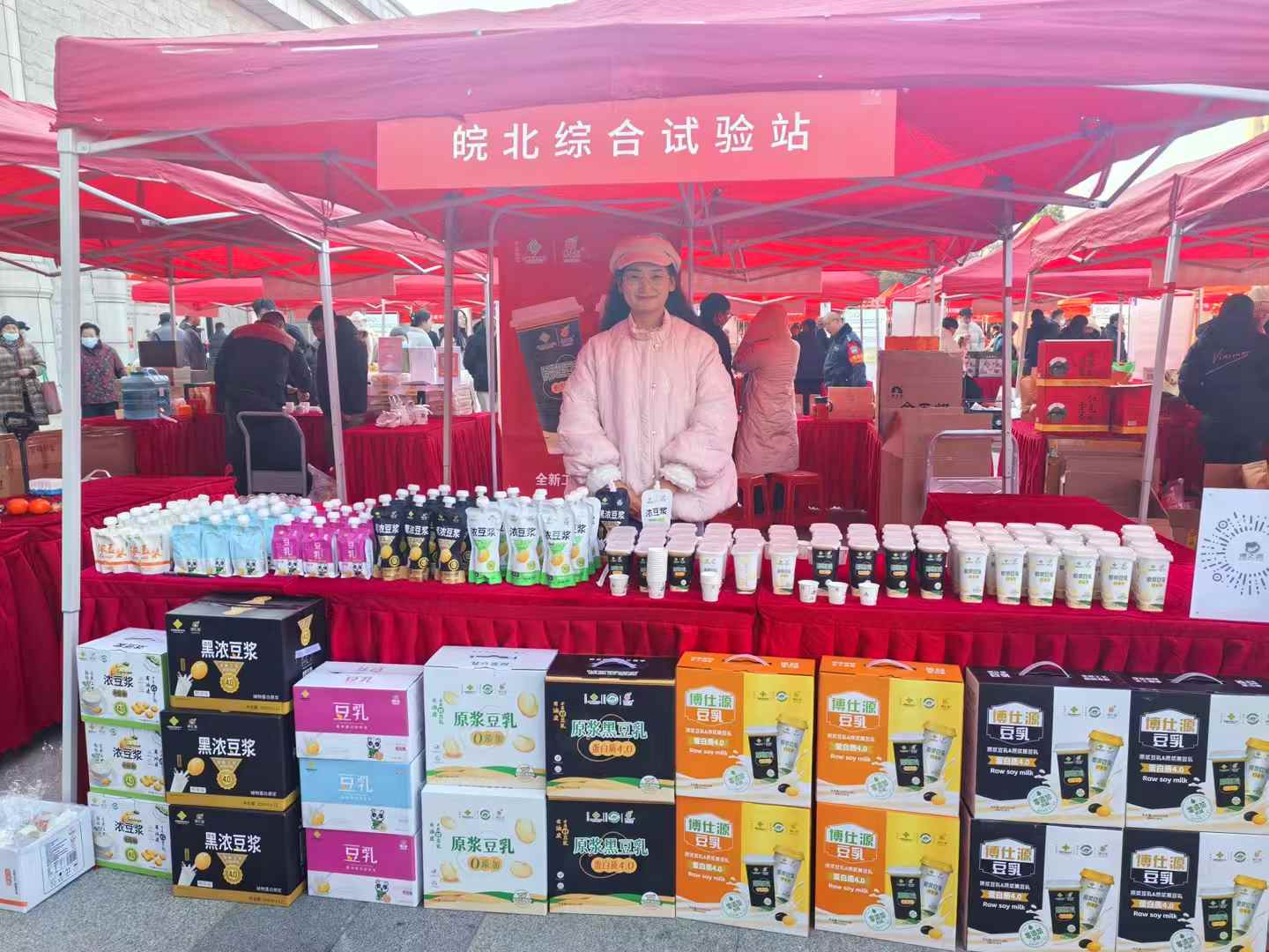 一上午的时间买空货，口味受到国内外消费者的好评